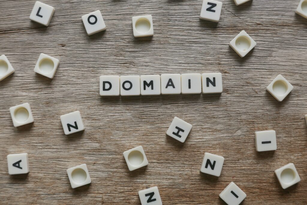 Qué debes tener en cuenta a la hora de comprar un dominio